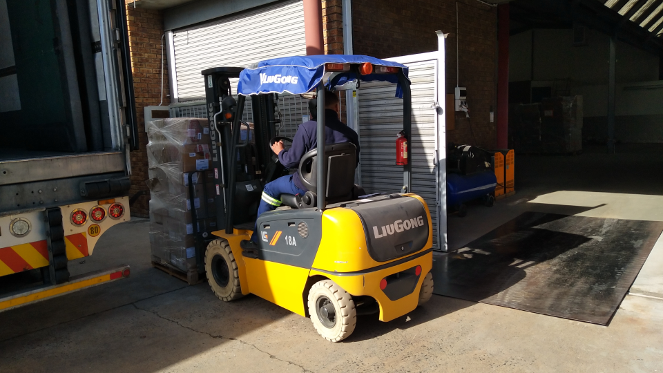 Электрический вилочный погрузчик LiuGong CLG2018A-S