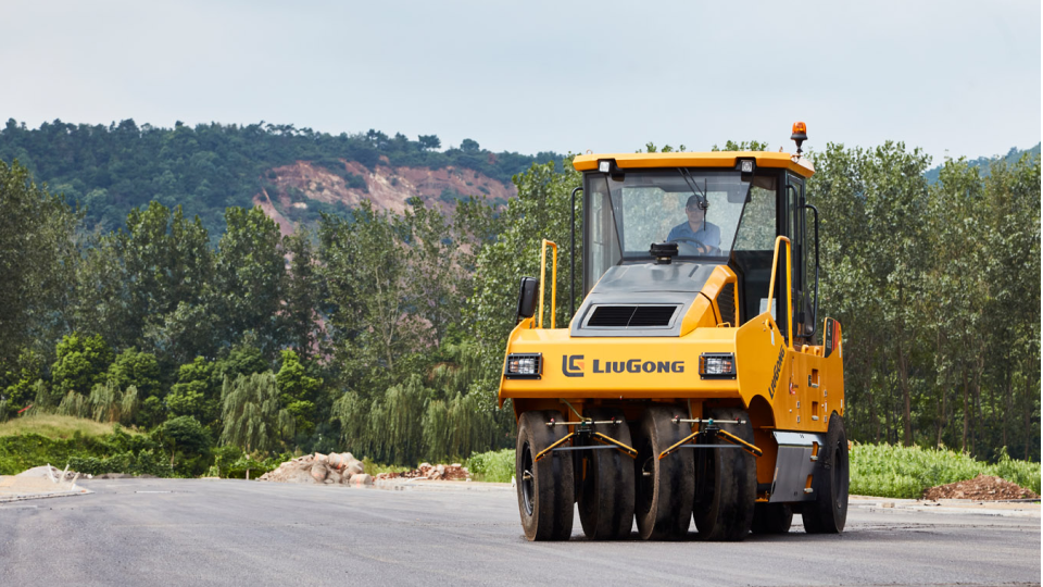 Пневмоколёсный каток LiuGong 6520E