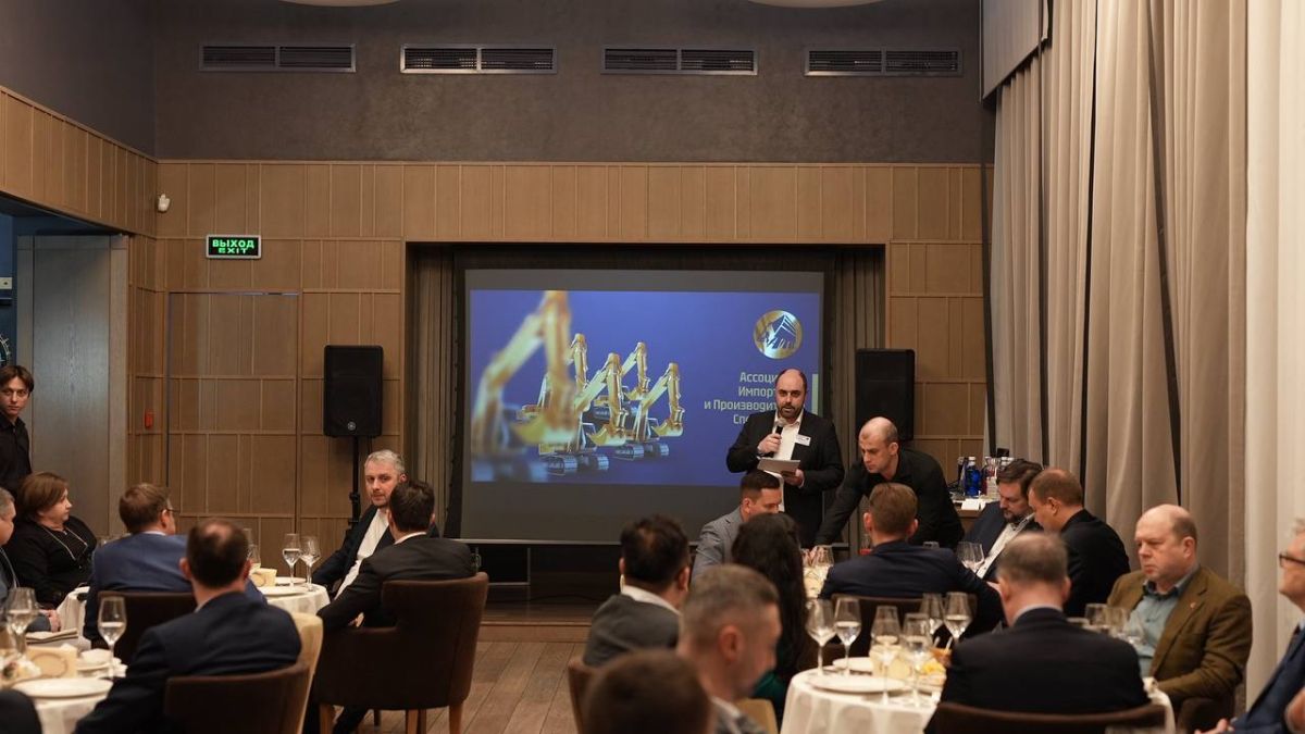 Вступление LiuGong в АИПС