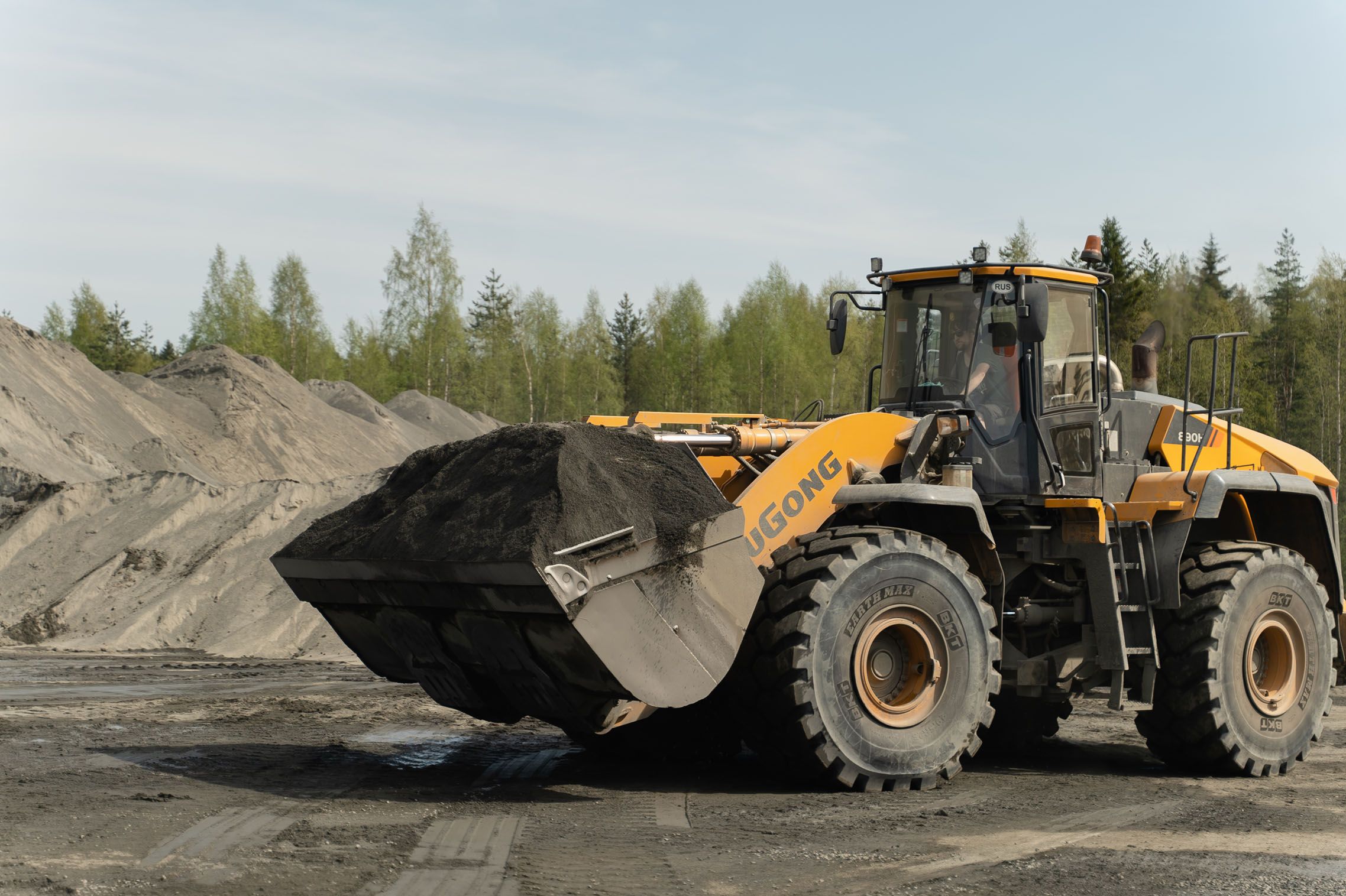 Тест-драйв и шоу с участием техники: открытие филиала &laquo;ЛГ Машинери&raquo; в Казани